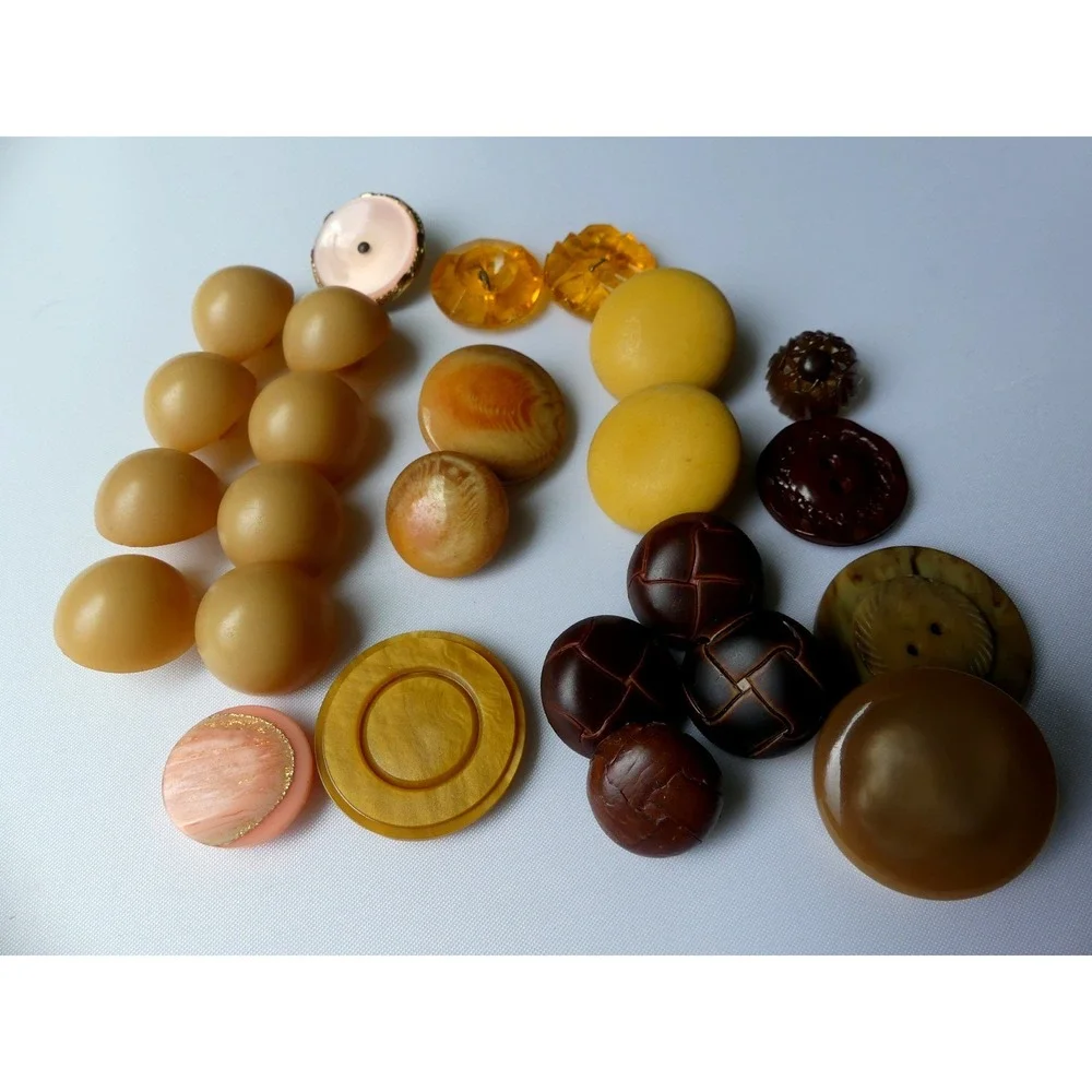 Unbranded curated collection